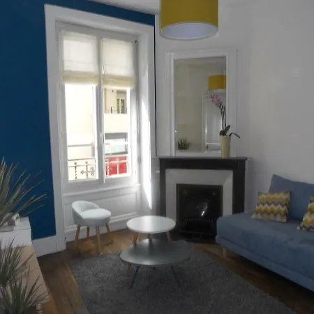 Appartement au 303 à Lyon Extérieur photo